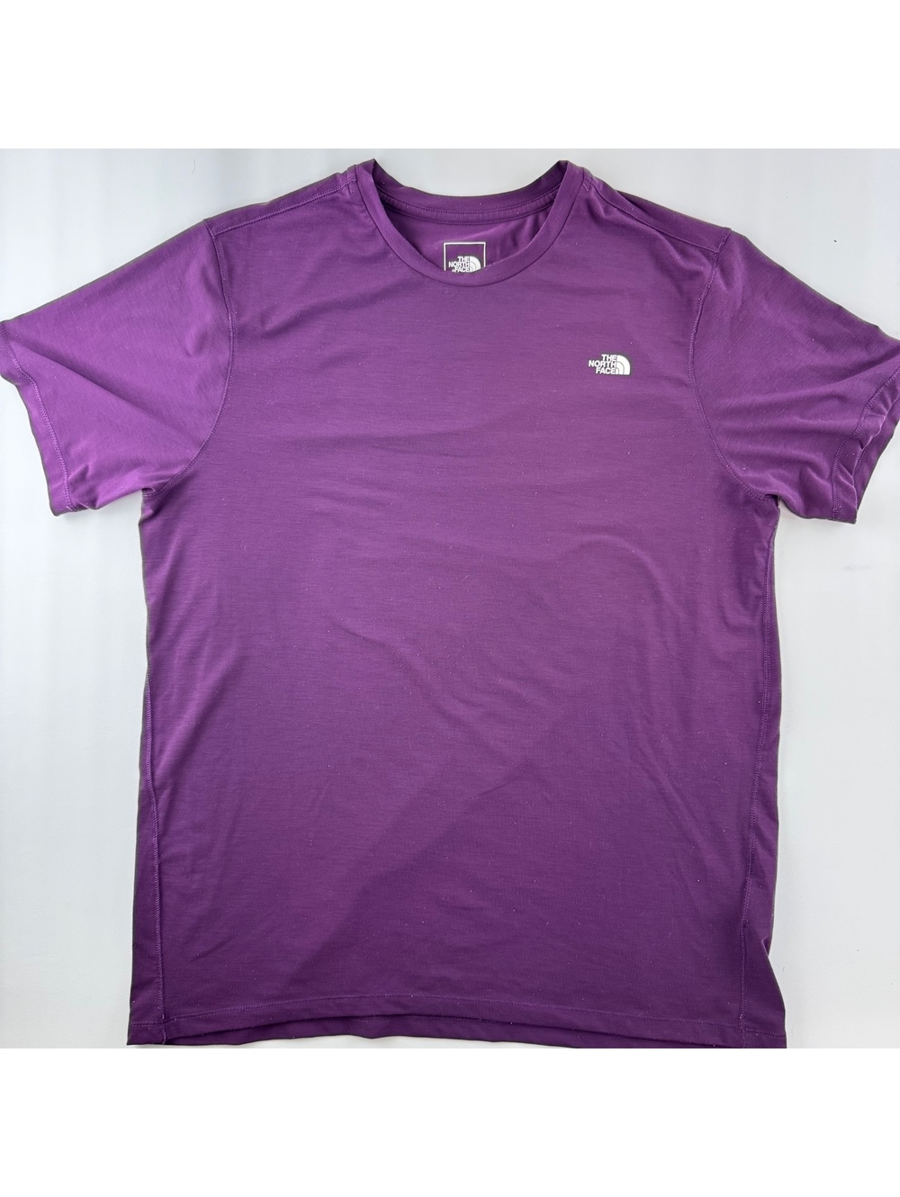 The North Face Men’s Large Purple Flashdry Athletic Shirt